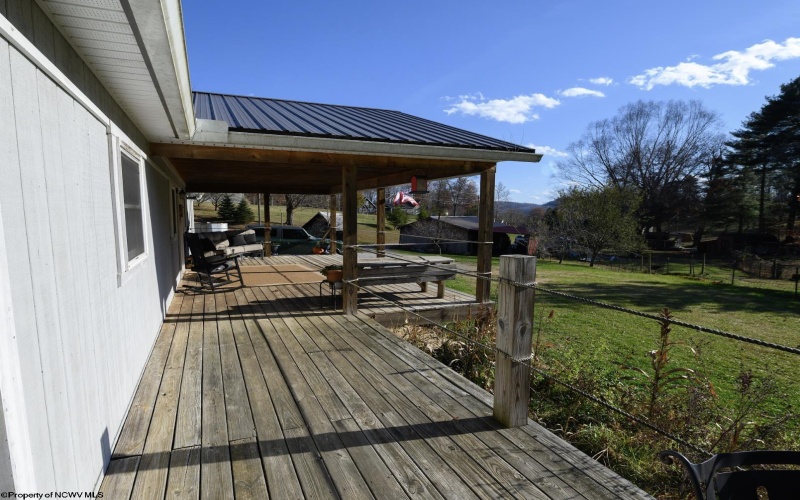 615 Mills Street, West Milford, West Virginia 26451, 3 Bedrooms Bedrooms, 6 Rooms Rooms,2 BathroomsBathrooms,Single Family Detached,For Sale,Mills,10162651