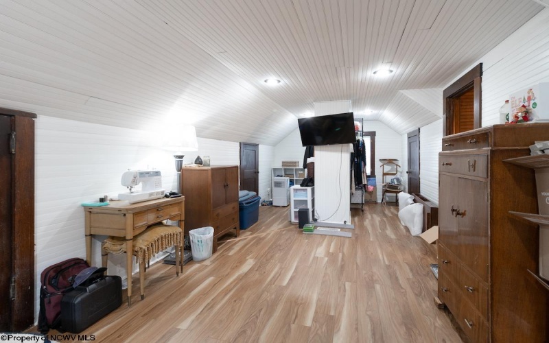 417 Elm Street, Morgantown, West Virginia 26501, 3 Bedrooms Bedrooms, 7 Rooms Rooms,1 BathroomBathrooms,Single Family Detached,For Sale,Elm,10162642