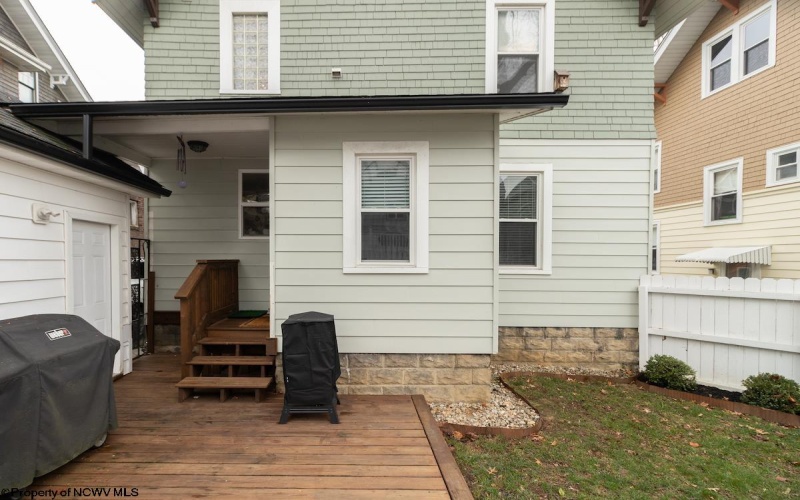 417 Elm Street, Morgantown, West Virginia 26501, 3 Bedrooms Bedrooms, 7 Rooms Rooms,1 BathroomBathrooms,Single Family Detached,For Sale,Elm,10162642