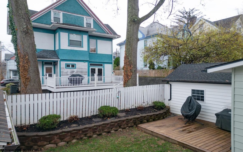 417 Elm Street, Morgantown, West Virginia 26501, 3 Bedrooms Bedrooms, 7 Rooms Rooms,1 BathroomBathrooms,Single Family Detached,For Sale,Elm,10162642