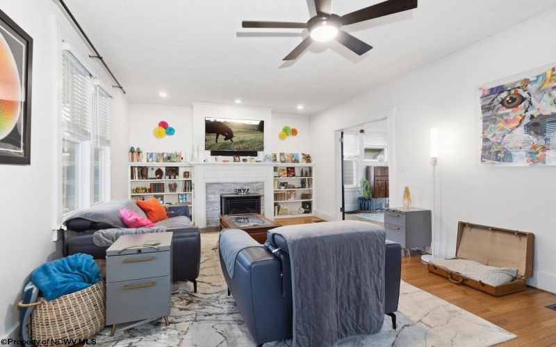 417 Elm Street, Morgantown, West Virginia 26501, 3 Bedrooms Bedrooms, 7 Rooms Rooms,1 BathroomBathrooms,Single Family Detached,For Sale,Elm,10162642