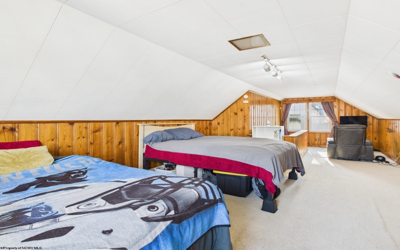 1130 Park Drive, Fairmont, West Virginia 26554, 3 Bedrooms Bedrooms, 6 Rooms Rooms,2 BathroomsBathrooms,Single Family Detached,For Sale,Park,10162639