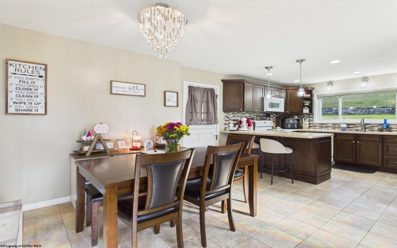 1130 Park Drive, Fairmont, West Virginia 26554, 3 Bedrooms Bedrooms, 6 Rooms Rooms,2 BathroomsBathrooms,Single Family Detached,For Sale,Park,10162639