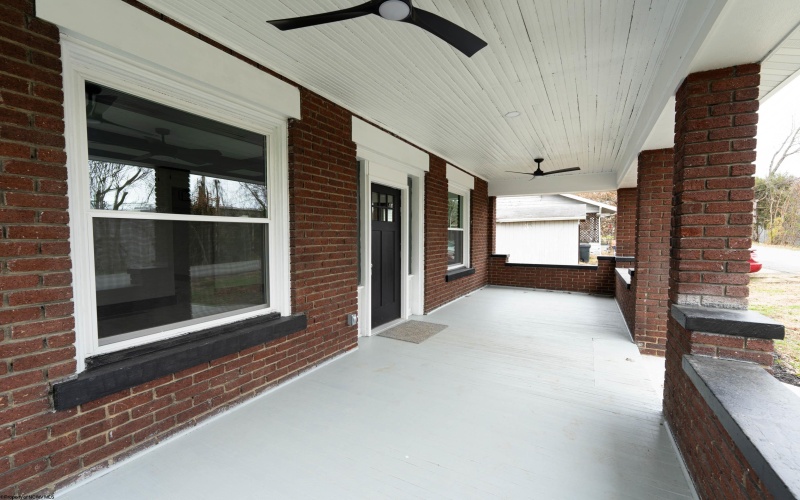 1515 Edgeway Drive, Fairmont, West Virginia 26554-5513, 5 Bedrooms Bedrooms, 11 Rooms Rooms,3 BathroomsBathrooms,Single Family Detached,For Sale,Edgeway,10162643 1515 Edgeway Drive, Fairmont, West Virginia 26554-5513, 5 Bedrooms Bedrooms, 11 Rooms Rooms,3 BathroomsBathrooms,Single Family Detached,For Sale,Edgeway,10162643