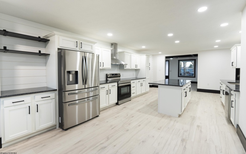 1515 Edgeway Drive, Fairmont, West Virginia 26554-5513, 5 Bedrooms Bedrooms, 11 Rooms Rooms,3 BathroomsBathrooms,Single Family Detached,For Sale,Edgeway,10162643 1515 Edgeway Drive, Fairmont, West Virginia 26554-5513, 5 Bedrooms Bedrooms, 11 Rooms Rooms,3 BathroomsBathrooms,Single Family Detached,For Sale,Edgeway,10162643