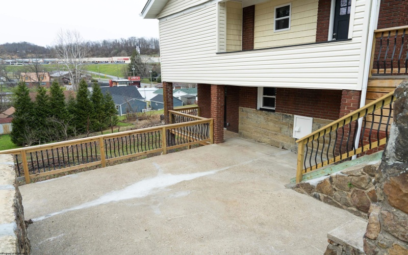 1515 Edgeway Drive, Fairmont, West Virginia 26554-5513, 5 Bedrooms Bedrooms, 11 Rooms Rooms,3 BathroomsBathrooms,Single Family Detached,For Sale,Edgeway,10162643 1515 Edgeway Drive, Fairmont, West Virginia 26554-5513, 5 Bedrooms Bedrooms, 11 Rooms Rooms,3 BathroomsBathrooms,Single Family Detached,For Sale,Edgeway,10162643