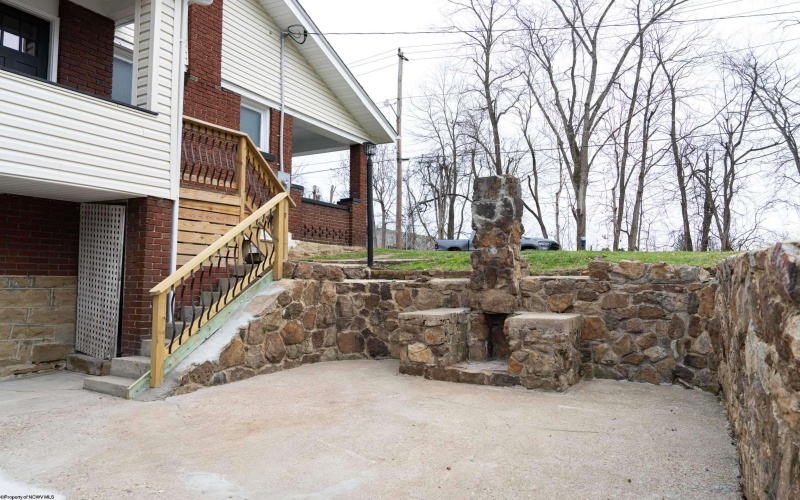 1515 Edgeway Drive, Fairmont, West Virginia 26554-5513, 5 Bedrooms Bedrooms, 11 Rooms Rooms,3 BathroomsBathrooms,Single Family Detached,For Sale,Edgeway,10162643 1515 Edgeway Drive, Fairmont, West Virginia 26554-5513, 5 Bedrooms Bedrooms, 11 Rooms Rooms,3 BathroomsBathrooms,Single Family Detached,For Sale,Edgeway,10162643