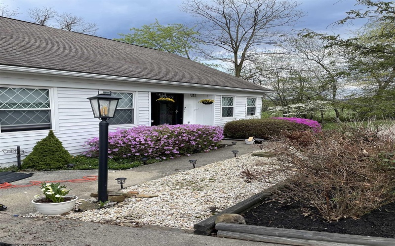 121 Diamond Court, Morgantown, West Virginia 26505, 4 Bedrooms Bedrooms, 8 Rooms Rooms,2 BathroomsBathrooms,Single Family Detached,For Sale,Diamond,10162646 121 Diamond Court, Morgantown, West Virginia 26505, 4 Bedrooms Bedrooms, 8 Rooms Rooms,2 BathroomsBathrooms,Single Family Detached,For Sale,Diamond,10162646