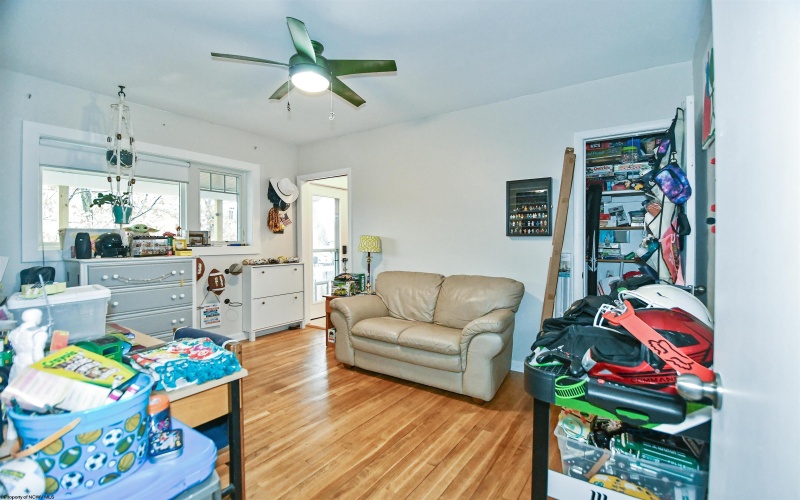 1114 Harvartis Street, Morgantown, West Virginia 26508, 4 Bedrooms Bedrooms, 9 Rooms Rooms,2 BathroomsBathrooms,Residential Rentals,For Rent,Harvartis,10162663