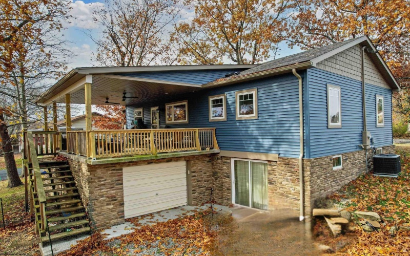 1114 Harvartis Street, Morgantown, West Virginia 26508, 4 Bedrooms Bedrooms, 9 Rooms Rooms,2 BathroomsBathrooms,Residential Rentals,For Rent,Harvartis,10162663