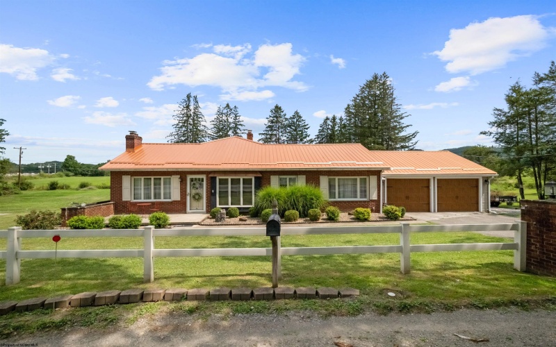 253 Chenoweth Creek Road, Elkins, West Virginia 26241, 3 Bedrooms Bedrooms, 13 Rooms Rooms,2 BathroomsBathrooms,Single Family Detached,For Sale,Chenoweth Creek,10162664 253 Chenoweth Creek Road, Elkins, West Virginia 26241, 3 Bedrooms Bedrooms, 13 Rooms Rooms,2 BathroomsBathrooms,Single Family Detached,For Sale,Chenoweth Creek,10162664