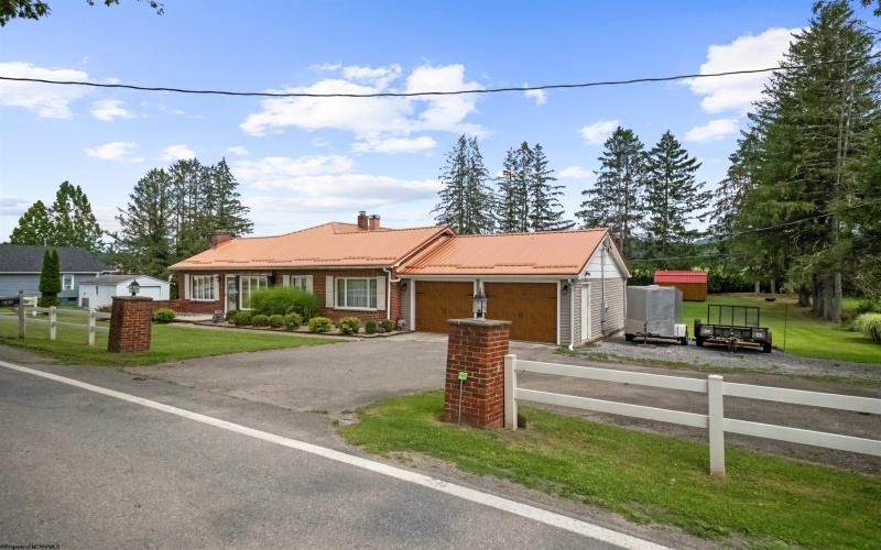 253 Chenoweth Creek Road, Elkins, West Virginia 26241, 3 Bedrooms Bedrooms, 13 Rooms Rooms,2 BathroomsBathrooms,Single Family Detached,For Sale,Chenoweth Creek,10162664 253 Chenoweth Creek Road, Elkins, West Virginia 26241, 3 Bedrooms Bedrooms, 13 Rooms Rooms,2 BathroomsBathrooms,Single Family Detached,For Sale,Chenoweth Creek,10162664