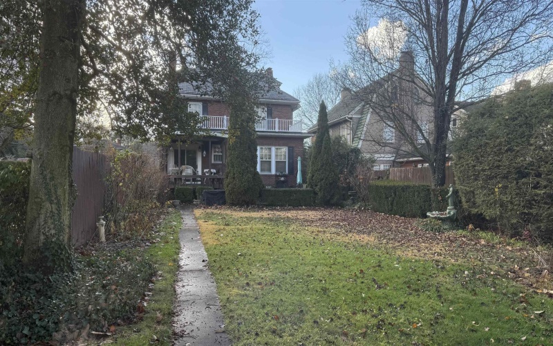 340 Buckhannon Avenue, Clarksburg, West Virginia 26301, 4 Bedrooms Bedrooms, 10 Rooms Rooms,2 BathroomsBathrooms,Single Family Detached,For Sale,Buckhannon,10162662 340 Buckhannon Avenue, Clarksburg, West Virginia 26301, 4 Bedrooms Bedrooms, 10 Rooms Rooms,2 BathroomsBathrooms,Single Family Detached,For Sale,Buckhannon,10162662