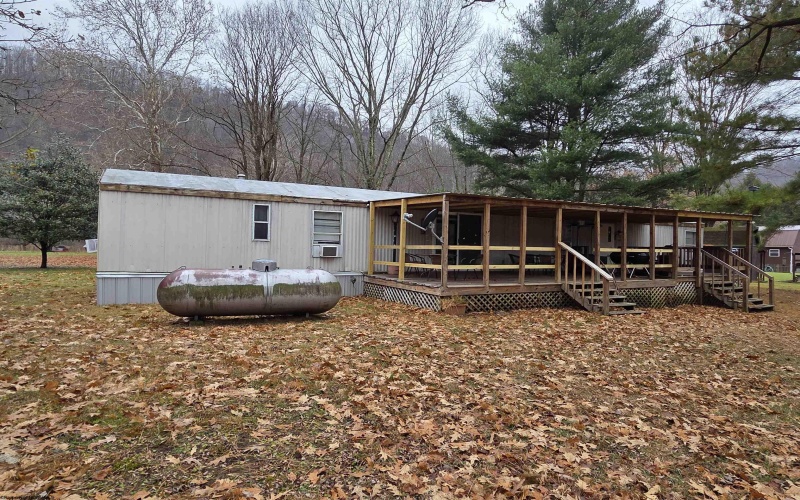 1837 Brooklyn Heights Road, Parsons, West Virginia 26287-0000, 3 Bedrooms Bedrooms, 5 Rooms Rooms,1 BathroomBathrooms,Single Family Detached,For Sale,Brooklyn Heights,10162659