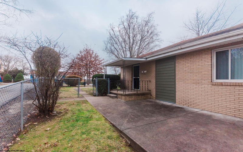 16 Warrick Street, Morgantown, West Virginia 26505, 3 Bedrooms Bedrooms, 6 Rooms Rooms,2 BathroomsBathrooms,Single Family Detached,For Sale,Warrick,10162661