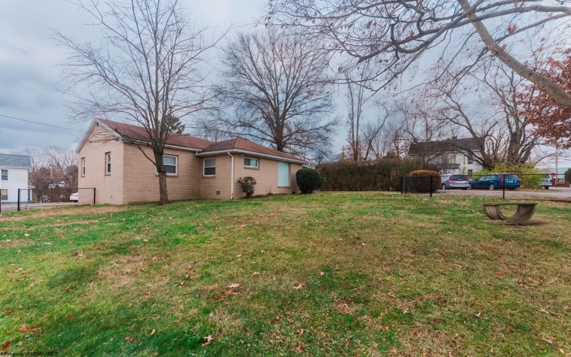 16 Warrick Street, Morgantown, West Virginia 26505, 3 Bedrooms Bedrooms, 6 Rooms Rooms,2 BathroomsBathrooms,Single Family Detached,For Sale,Warrick,10162661