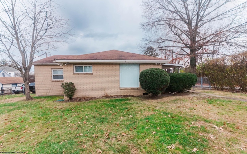 16 Warrick Street, Morgantown, West Virginia 26505, 3 Bedrooms Bedrooms, 6 Rooms Rooms,2 BathroomsBathrooms,Single Family Detached,For Sale,Warrick,10162661