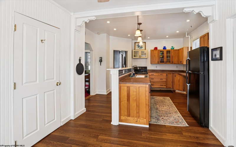 364 4th Street, Davis, West Virginia 26260, 4 Bedrooms Bedrooms, 8 Rooms Rooms,2 BathroomsBathrooms,Single Family Detached,For Sale,4th,10162669