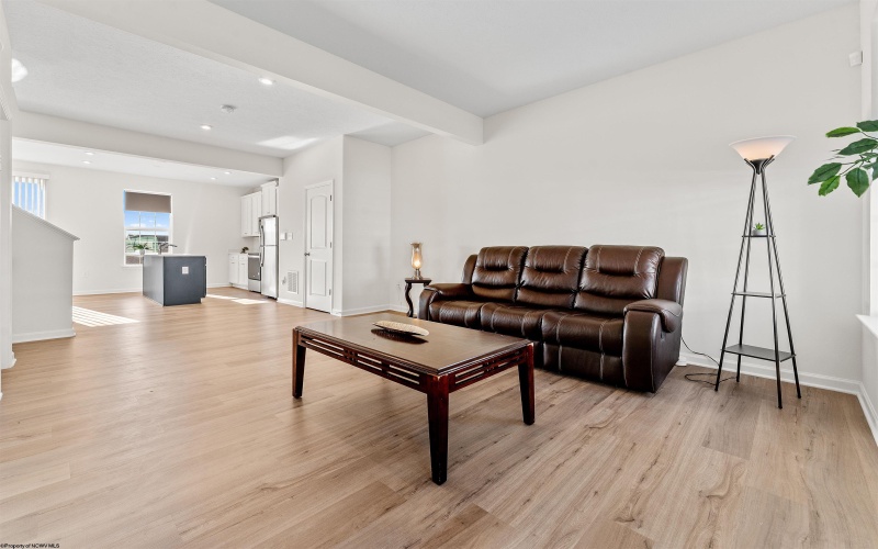 318 Bay Street, Morgantown, West Virginia 26508, 3 Bedrooms Bedrooms, 8 Rooms Rooms,2 BathroomsBathrooms,Single Family Attached,For Sale,Bay,10162668