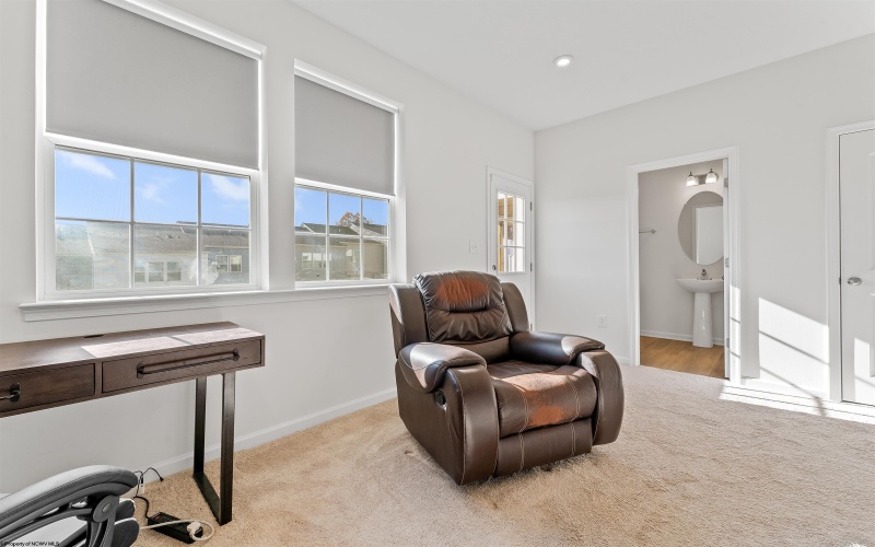 318 Bay Street, Morgantown, West Virginia 26508, 3 Bedrooms Bedrooms, 8 Rooms Rooms,2 BathroomsBathrooms,Single Family Attached,For Sale,Bay,10162668