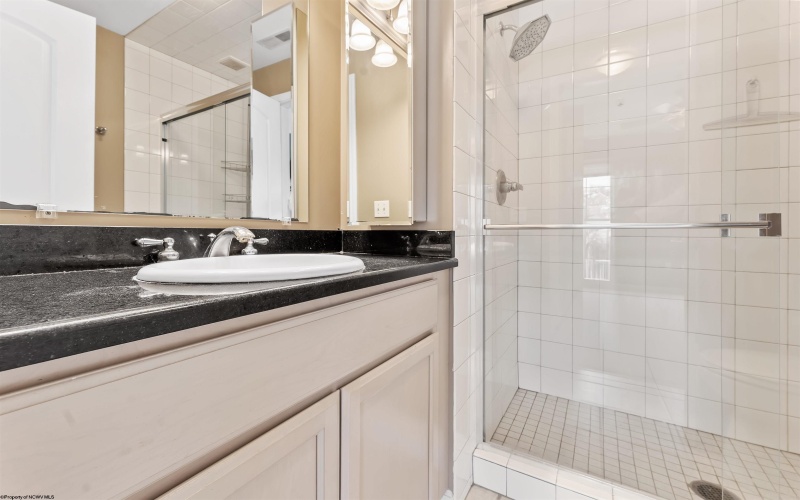 1117 University Avenue, Morgantown, West Virginia 26505, 2 Bedrooms Bedrooms, 5 Rooms Rooms,2 BathroomsBathrooms,Single Family Attached,For Sale,University,10162672