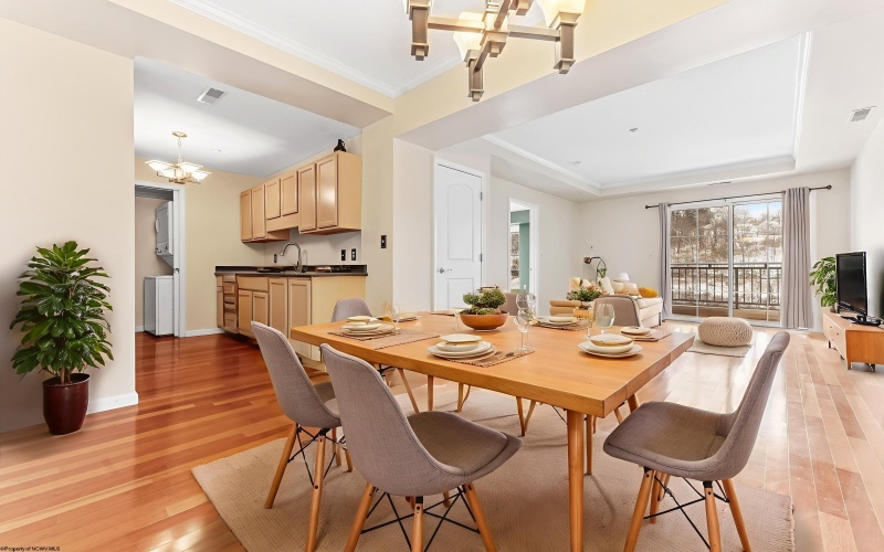 1117 University Avenue, Morgantown, West Virginia 26505, 2 Bedrooms Bedrooms, 5 Rooms Rooms,2 BathroomsBathrooms,Single Family Attached,For Sale,University,10162672