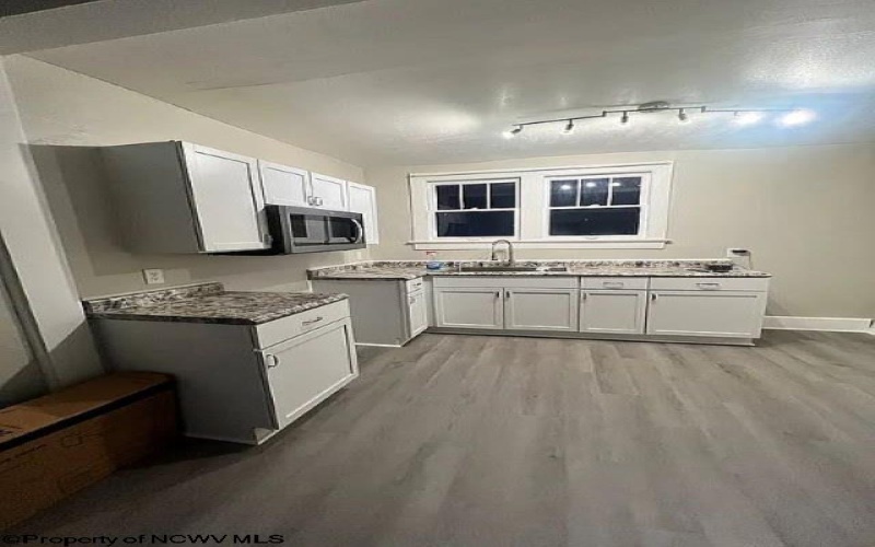 124 Watson Avenue, Fairmont, West Virginia 26554, ,Multi-unit/income,For Sale,Watson,10162673