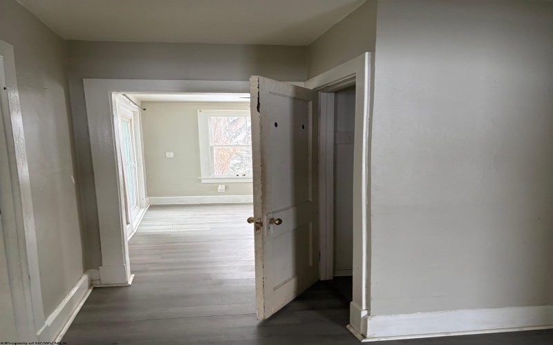 124 Watson Avenue, Fairmont, West Virginia 26554, ,Multi-unit/income,For Sale,Watson,10162673