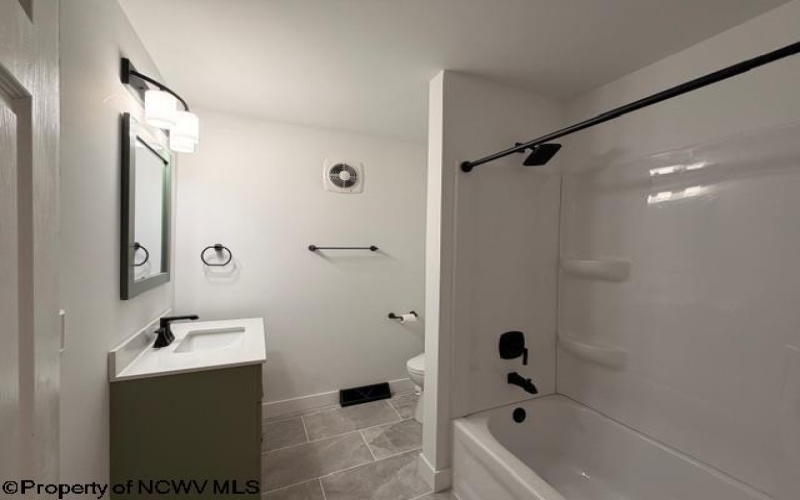 127 Elkins Street, Fairmont, West Virginia 26554, 3 Bedrooms Bedrooms, 7 Rooms Rooms,2 BathroomsBathrooms,Single Family Detached,For Sale,Elkins,10162666