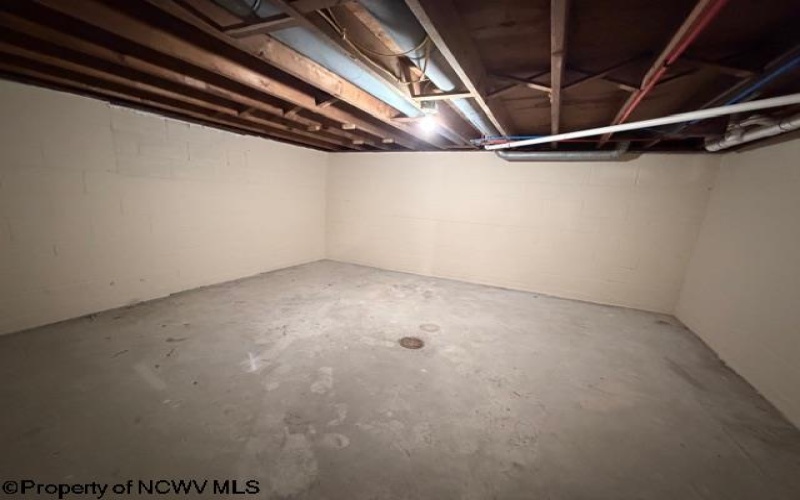 127 Elkins Street, Fairmont, West Virginia 26554, 3 Bedrooms Bedrooms, 7 Rooms Rooms,2 BathroomsBathrooms,Single Family Detached,For Sale,Elkins,10162666