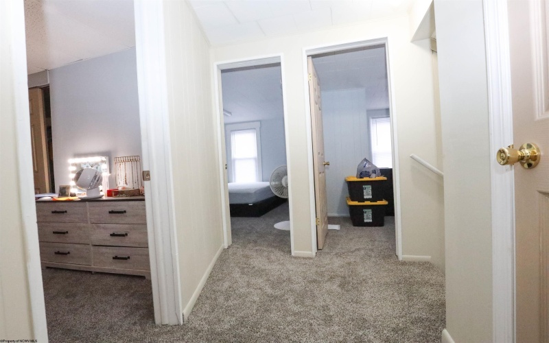 909 College Avenue, Morgantown, West Virginia 26508, 3 Bedrooms Bedrooms, 10 Rooms Rooms,2 BathroomsBathrooms,Residential Rentals,For Rent,College,10162670