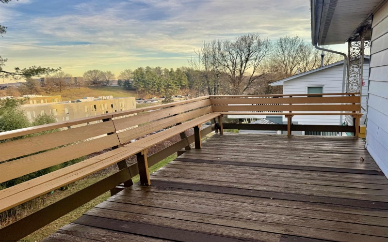 1137 Morningstar Lane, Fairmont, West Virginia 26554, 3 Bedrooms Bedrooms, 6 Rooms Rooms,2 BathroomsBathrooms,Single Family Detached,For Sale,Morningstar,10162680