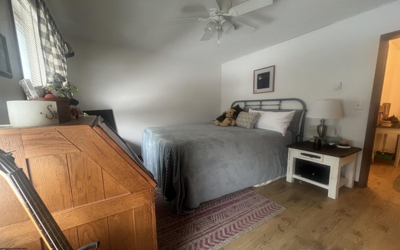 56 Baneberry Lane, Terra Alta, West Virginia 26764-0000, 2 Bedrooms Bedrooms, 6 Rooms Rooms,1 BathroomBathrooms,Single Family Attached,For Sale,Baneberry,10162681