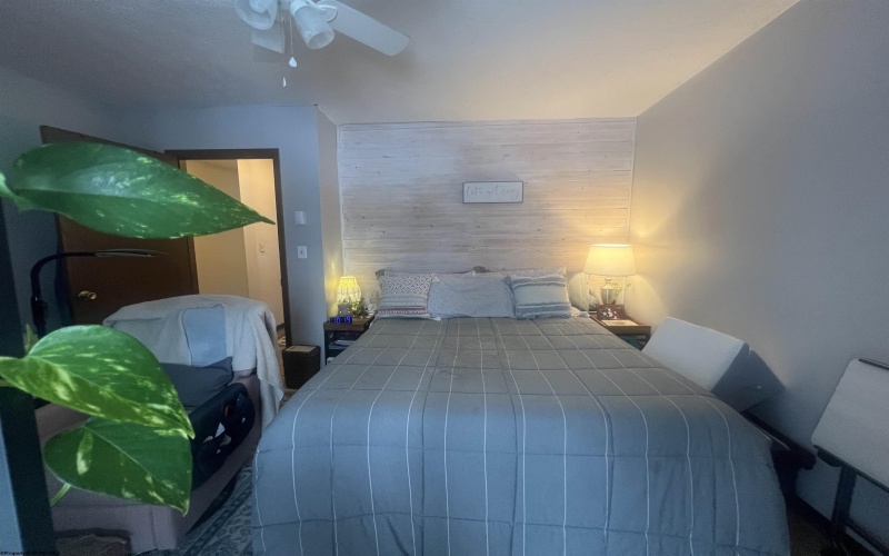 56 Baneberry Lane, Terra Alta, West Virginia 26764-0000, 2 Bedrooms Bedrooms, 6 Rooms Rooms,1 BathroomBathrooms,Single Family Attached,For Sale,Baneberry,10162681