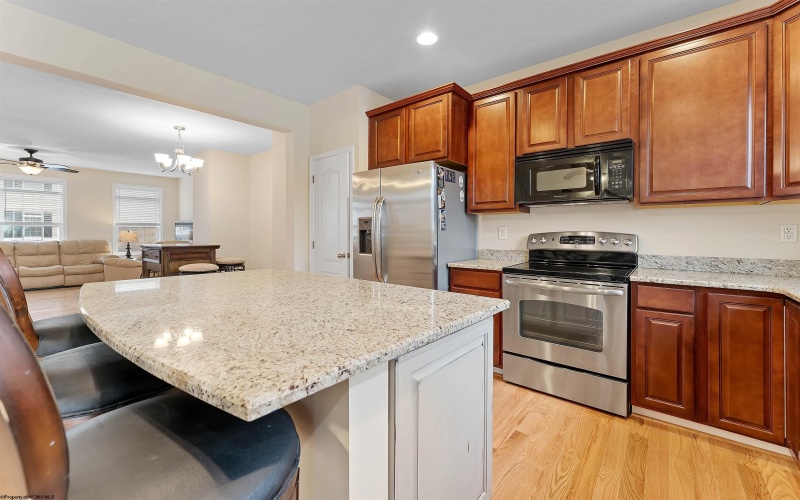 1708 Brickyard Avenue, Morgantown, West Virginia 26505, 3 Bedrooms Bedrooms, 7 Rooms Rooms,2 BathroomsBathrooms,Single Family Attached,For Sale,Brickyard,10162685