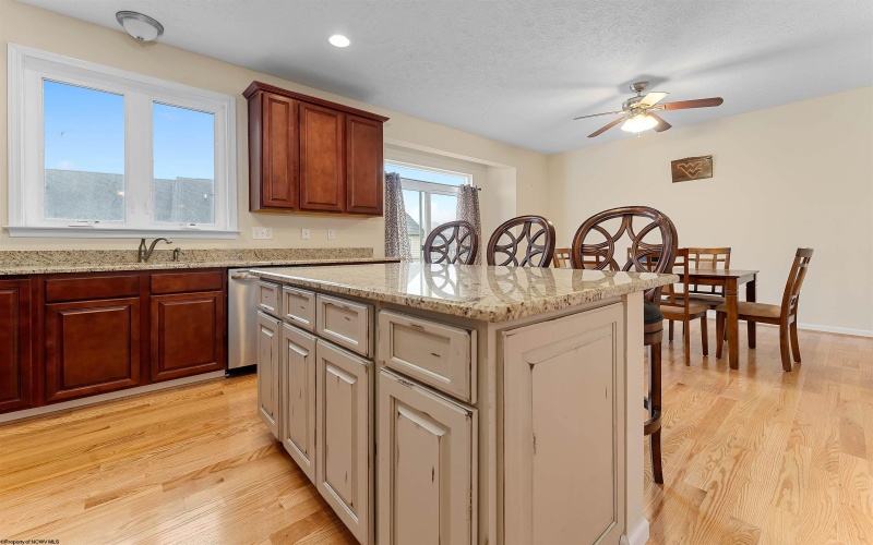 1708 Brickyard Avenue, Morgantown, West Virginia 26505, 3 Bedrooms Bedrooms, 7 Rooms Rooms,2 BathroomsBathrooms,Single Family Attached,For Sale,Brickyard,10162685