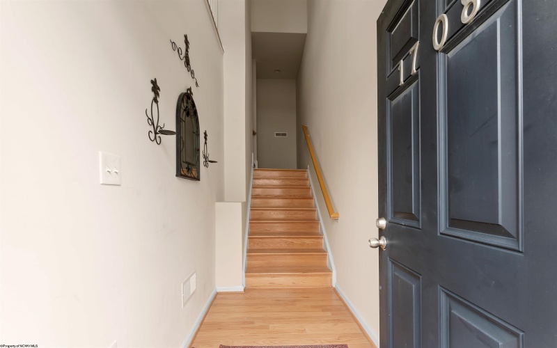 1708 Brickyard Avenue, Morgantown, West Virginia 26505, 3 Bedrooms Bedrooms, 7 Rooms Rooms,2 BathroomsBathrooms,Single Family Attached,For Sale,Brickyard,10162685