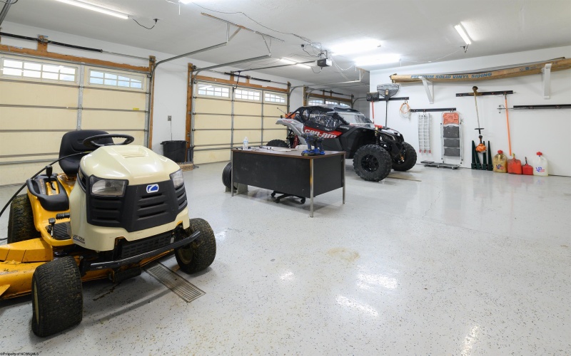 274 Horseshoe Drive East, Bruceton Mills, West Virginia 26525, 2 Bedrooms Bedrooms, 5 Rooms Rooms,1 BathroomBathrooms,Single Family Detached,For Sale,Horseshoe,10162686