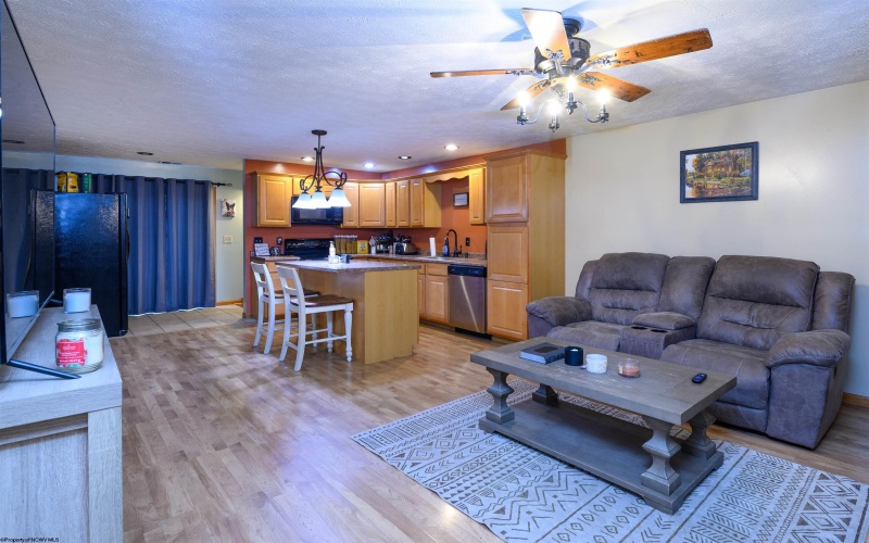 274 Horseshoe Drive East, Bruceton Mills, West Virginia 26525, 2 Bedrooms Bedrooms, 5 Rooms Rooms,1 BathroomBathrooms,Single Family Detached,For Sale,Horseshoe,10162686