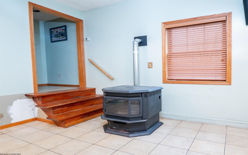 274 Horseshoe Drive East, Bruceton Mills, West Virginia 26525, 2 Bedrooms Bedrooms, 5 Rooms Rooms,1 BathroomBathrooms,Single Family Detached,For Sale,Horseshoe,10162686