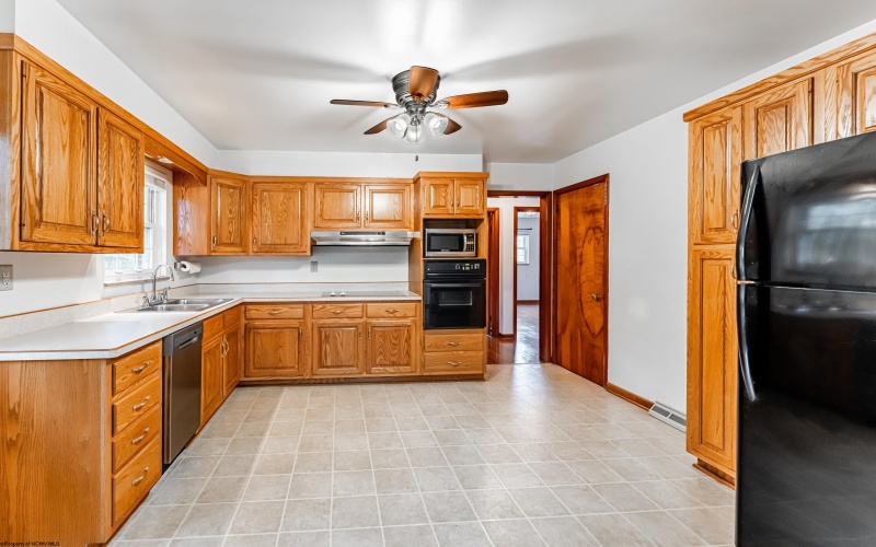 129 Lexington Avenue, Westover, West Virginia 26501, 3 Bedrooms Bedrooms, 8 Rooms Rooms,2 BathroomsBathrooms,Single Family Detached,For Sale,Lexington,10162683 129 Lexington Avenue, Westover, West Virginia 26501, 3 Bedrooms Bedrooms, 8 Rooms Rooms,2 BathroomsBathrooms,Single Family Detached,For Sale,Lexington,10162683