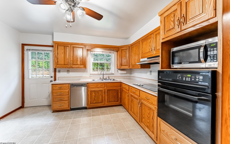 129 Lexington Avenue, Westover, West Virginia 26501, 3 Bedrooms Bedrooms, 8 Rooms Rooms,2 BathroomsBathrooms,Single Family Detached,For Sale,Lexington,10162683 129 Lexington Avenue, Westover, West Virginia 26501, 3 Bedrooms Bedrooms, 8 Rooms Rooms,2 BathroomsBathrooms,Single Family Detached,For Sale,Lexington,10162683