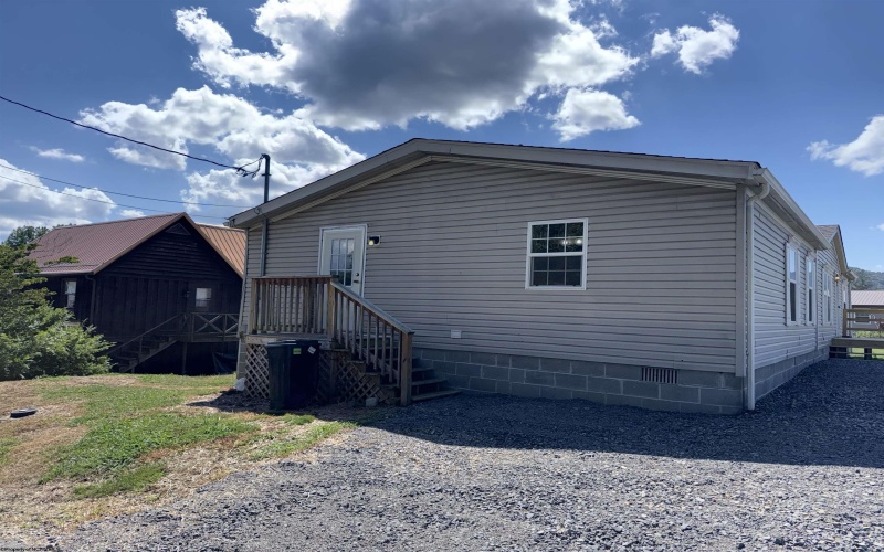 28 Cavalier Street, Beverly, West Virginia 26253, 3 Bedrooms Bedrooms, 6 Rooms Rooms,2 BathroomsBathrooms,Single Family Detached,For Sale,Cavalier,10161164