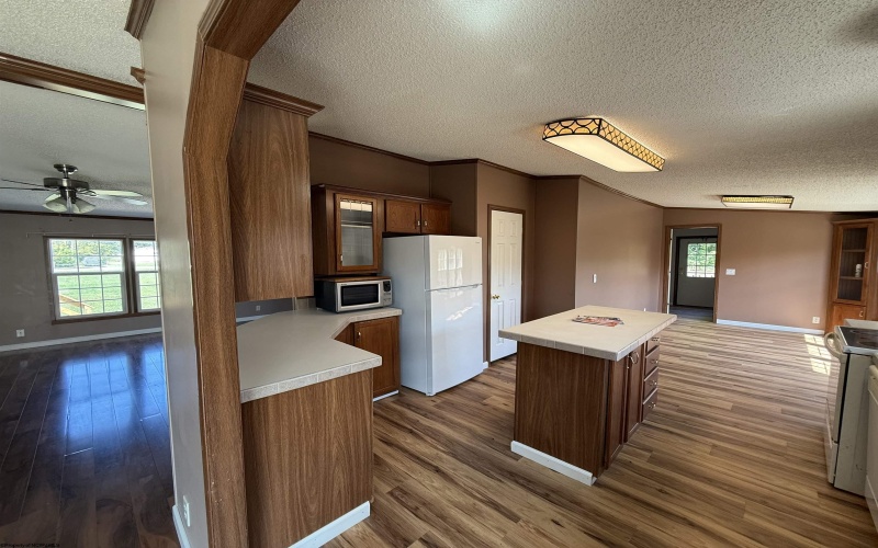 28 Cavalier Street, Beverly, West Virginia 26253, 3 Bedrooms Bedrooms, 6 Rooms Rooms,2 BathroomsBathrooms,Single Family Detached,For Sale,Cavalier,10161164