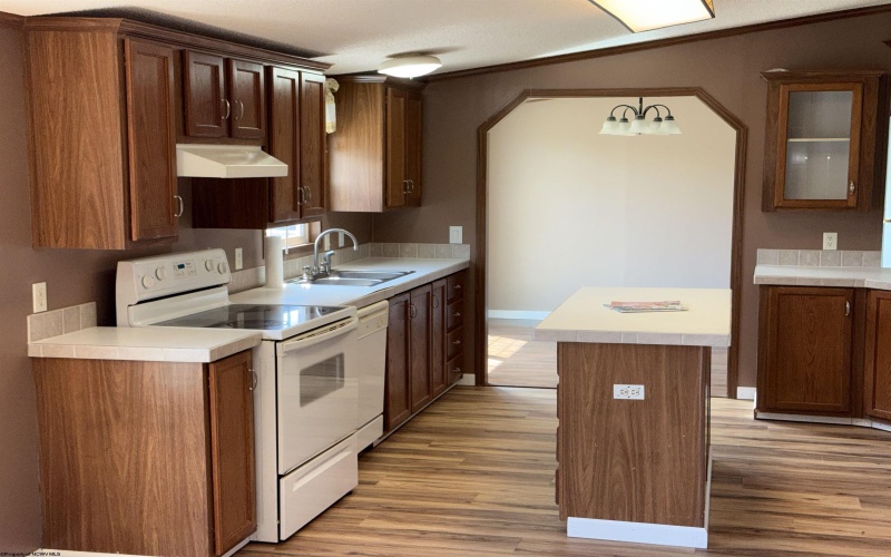 28 Cavalier Street, Beverly, West Virginia 26253, 3 Bedrooms Bedrooms, 6 Rooms Rooms,2 BathroomsBathrooms,Single Family Detached,For Sale,Cavalier,10161164