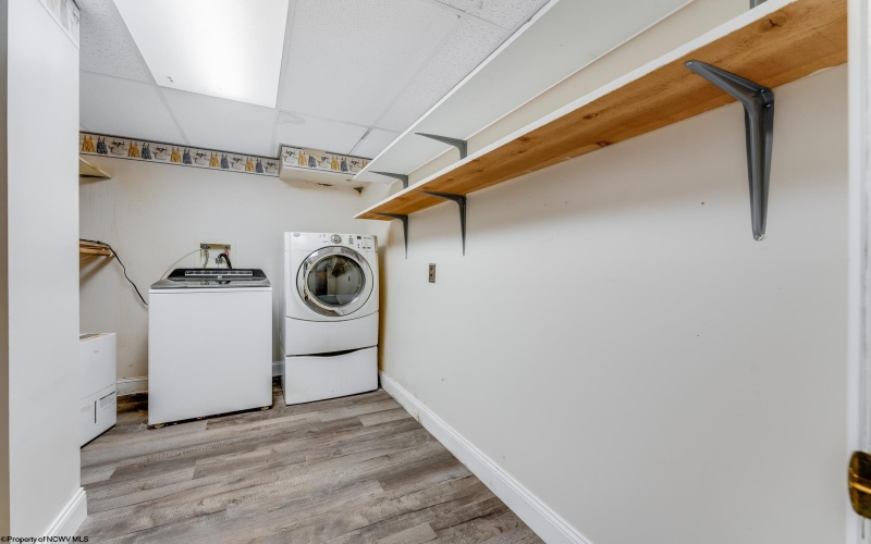 64 Long Street, Hambleton, West Virginia 26269, 3 Bedrooms Bedrooms, 7 Rooms Rooms,1 BathroomBathrooms,Single Family Detached,For Sale,Long,10162691 64 Long Street, Hambleton, West Virginia 26269, 3 Bedrooms Bedrooms, 7 Rooms Rooms,1 BathroomBathrooms,Single Family Detached,For Sale,Long,10162691