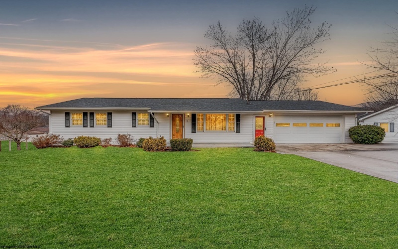 64 Long Street, Hambleton, West Virginia 26269, 3 Bedrooms Bedrooms, 7 Rooms Rooms,1 BathroomBathrooms,Single Family Detached,For Sale,Long,10162691 64 Long Street, Hambleton, West Virginia 26269, 3 Bedrooms Bedrooms, 7 Rooms Rooms,1 BathroomBathrooms,Single Family Detached,For Sale,Long,10162691