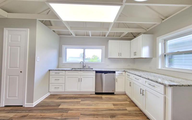 51 Morningside Drive, Masontown, West Virginia 26542, 2 Bedrooms Bedrooms, 7 Rooms Rooms,1 BathroomBathrooms,Single Family Detached,For Sale,Morningside,10162700