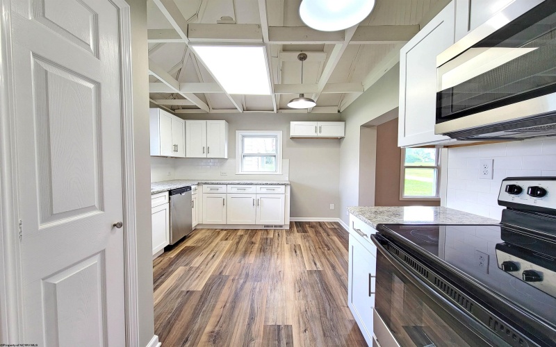 51 Morningside Drive, Masontown, West Virginia 26542, 2 Bedrooms Bedrooms, 7 Rooms Rooms,1 BathroomBathrooms,Single Family Detached,For Sale,Morningside,10162700