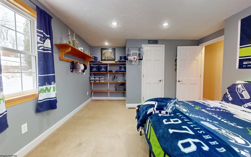 111 Avondale Road, Fairmont, West Virginia 26554, 3 Bedrooms Bedrooms, 7 Rooms Rooms,2 BathroomsBathrooms,Single Family Detached,For Sale,Avondale,10162699